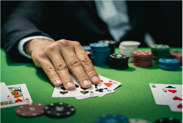 Người chơi cần tìm hiểu các thuật ngữ khi chơi Poker