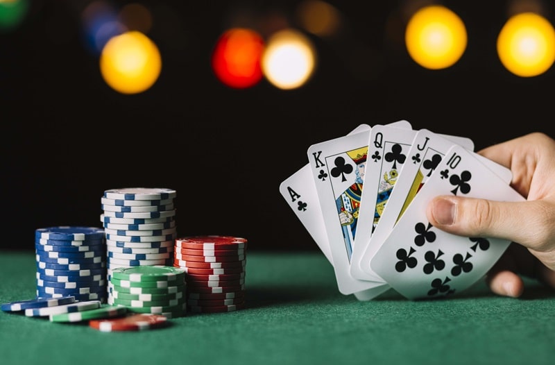 Người chơi cần tính toán được những rủi ro khi chơi bịp Poker